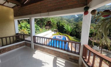 VENTA CASA CAMPESTRE GIRARDOTA