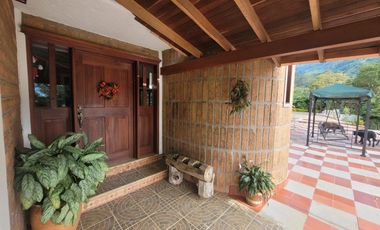 VENTA CASA CAMPESTRE GIRARDOTA