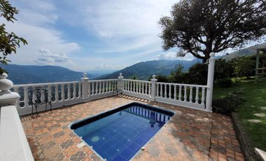 VENTA CASA CAMPESTRE COPACABANA
