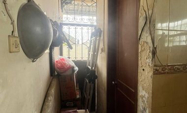 Jual cepat rumah SHM di Jemur Andayani, HOOK,  bagus untuk usaha