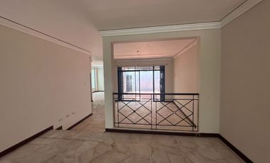 Casa de alquiler en la Urbanización Entre Ríos, Samborondón, 5 dormitorios.