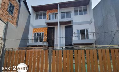 Rumah New Unit Gang 7 Jalan Angke Indah Tambora Jakarta Barat Jual Cepat Siap Huni
