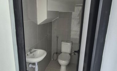 Rumah Minimalis Bangunan Baru di Harapan Indah Harga Masih Bisa Nego!