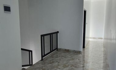 Rumah Minimalis Bangunan Baru di Harapan Indah Harga Masih Bisa Nego!