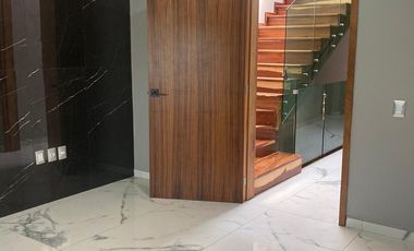 Casa con alberca y 3 recámaras en renta en La Tampiquera, Boca del Río