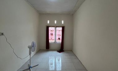 Rumah Bagus Luas Strategis Dekat Baiturrahmah Padang