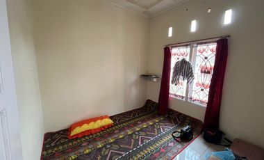 Rumah Bagus Luas Strategis Dekat Baiturrahmah Padang