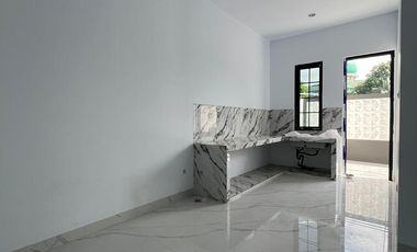 DIJUAL CEPAT RUMAH DI TAMAN SURYA 5