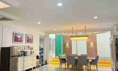 JUAL CEPAT MURAH RUMAH GREEN GARDEN MEWAH CANTIK ADA SWIMMING POOL