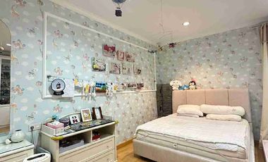 JUAL CEPAT MURAH RUMAH GREEN GARDEN MEWAH CANTIK ADA SWIMMING POOL