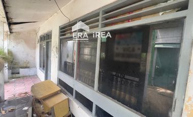 RUMAH DIJUAL DI SOLO SERENGAN DEKAT PASAR HARJODAKSINO, LOTTE GROSIR