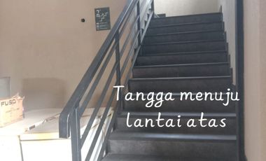 Disewakan gedung 2 lantai di Kayuringin Bekasi selatan