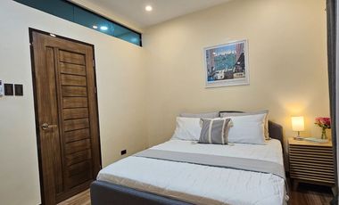 HomeSuite Luxe Davao - Brand New! Modern Luxe 2BR Townhouse Beside Savemore - 1carport-balcony