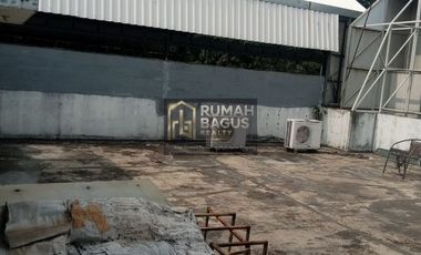 Under Market Jarang Ada Rumah Komersil Area Prime Sayap Dago Dekat BIP Riau