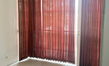 Disewakan Rumah Royal Residence Cluster Depan Wiyung Surabaya barat
