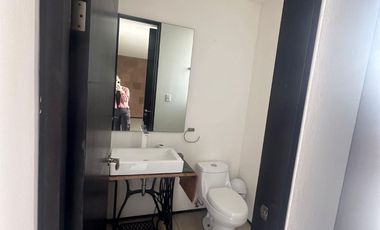 Amplia y bonita casa en renta en coto privado en Bosque Monarca Altozano