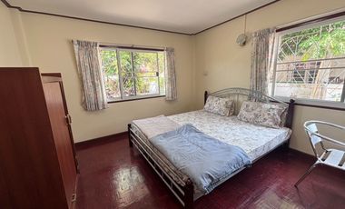 Spacious Beachside House, 4 Bed 3 Bath, for Rent in a Peaceful Residence
