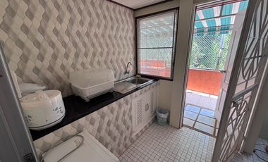 Spacious Beachside House, 4 Bed 3 Bath, for Rent in a Peaceful Residence
