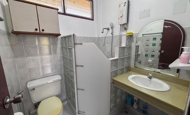 Spacious Beachside House, 4 Bed 3 Bath, for Rent in a Peaceful Residence