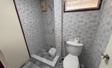 Spacious Beachside House, 4 Bed 3 Bath, for Rent in a Peaceful Residence