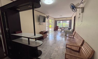 Spacious Beachside House, 4 Bed 3 Bath, for Rent in a Peaceful Residence