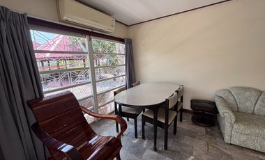 Spacious Beachside House, 4 Bed 3 Bath, for Rent in a Peaceful Residence