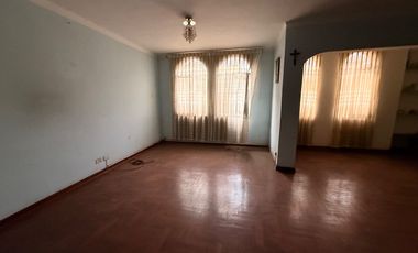 Venta Casa Comercial Urb. Palermo 298 m²