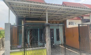 Rumah disewakan di RW 02, Penjaringan Sari, Rungkut, Surabaya, Jawa Timur
