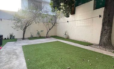 CASA EN RENTA EN MITRAS CENTRO