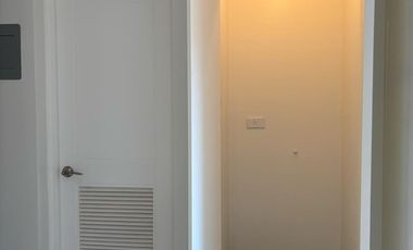 DMCI Pasalo 2 Bedroom Condo with Parking Aston place in Pasay Manila near Senate MOA Adamson LA Salle LRT Benilde Arellano