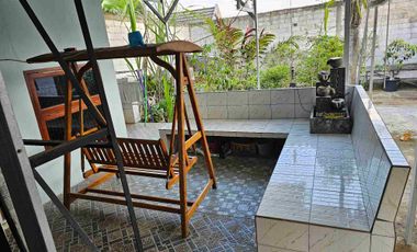 Di jual rumah villa di jatihandap, kami jual cepat, harga masih bisa nego