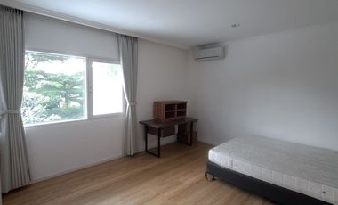FOR RENT – Bright House with Large Garden in Kemang | Must See