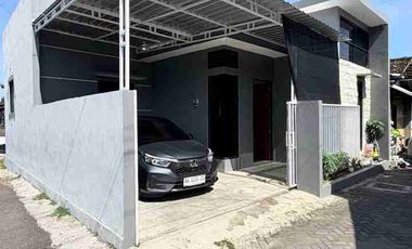 RUMAH CANTIK HOOK DI GAMBIRAN UMBULHARJO DEKAT KAMPUS UAD DAN XT SQUARE