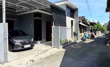 RUMAH CANTIK HOOK DI GAMBIRAN UMBULHARJO DEKAT KAMPUS UAD DAN XT SQUARE