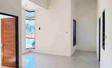 RUMAH CANTIK HOOK DI GAMBIRAN UMBULHARJO DEKAT KAMPUS UAD DAN XT SQUARE