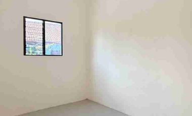 RUMAH CANTIK HOOK DI GAMBIRAN UMBULHARJO DEKAT KAMPUS UAD DAN XT SQUARE