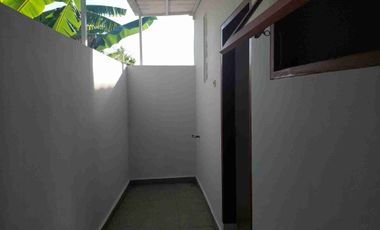 Rent Rmh Semi Villa Baru Gres Tunjung Tutur A Yani Dkt Sman8,Wrng Mina
