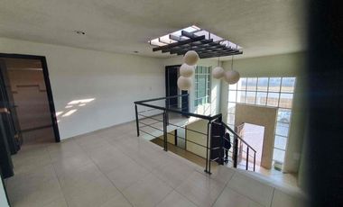 Hermosa casa en venta en casa blanca, Metepec