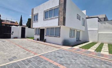 Hermosa casa en venta, excelente ubicación