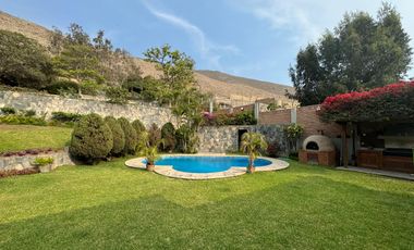 1800 m² en Rinconada del Lago, Full Áreas Verdes, con 4 Habitaciones y Hasta 6 Autos por Dentro