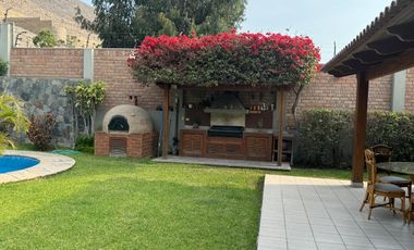 1800 m² en Rinconada del Lago, Full Áreas Verdes, con 4 Habitaciones y Hasta 6 Autos por Dentro