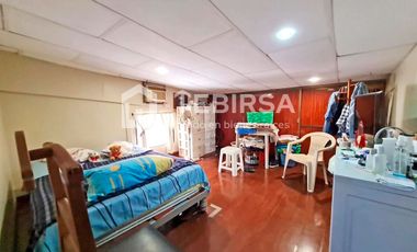 Venta de Propiedad Rentera con 3 Departamentos y 1 Suite - García Goyena y Villavicencio, sector Centro Sur de Guayaquil