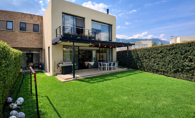 CASA CAMPESTRE EN VENTA UBICADA EN CAJICA