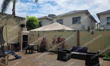 VENTA CASA 217M2 URB BOSQUES DE LA COSTA