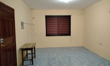 SE ARRIENDA DEPARTAMENTO UBICADO EN LA AV. REALES TAMARINDOS