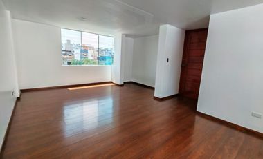 AMPLIO DEPARTAMENTO EN VENTA - URB. LA FLORIDA (JLByR)