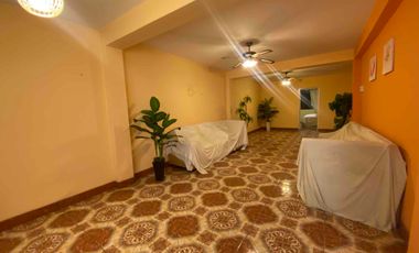 se vende casa con locales comerciales en ate