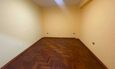 se vende casa con locales comerciales en ate