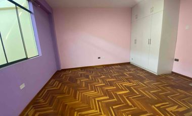 se vende casa con locales comerciales en ate