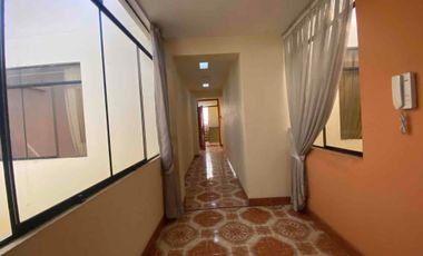 se vende casa con locales comerciales en ate